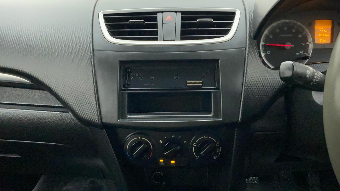 2011 Maruti Swift VXI, Petrol, Manual, 17,102 km, Air Conditioner