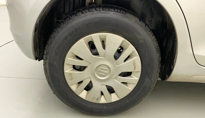 2011 Maruti Swift VXI, Petrol, Manual, 17,102 km, Right Rear Wheel