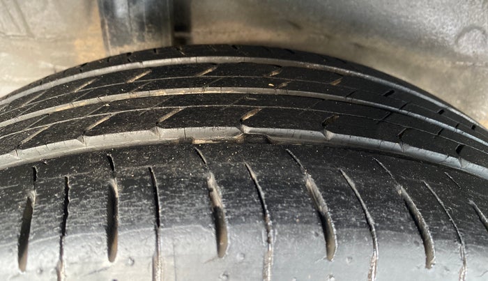 2017 Honda City 1.5L I-VTEC ZX CVT, Petrol, Automatic, 48,998 km, Right Rear Tyre Tread