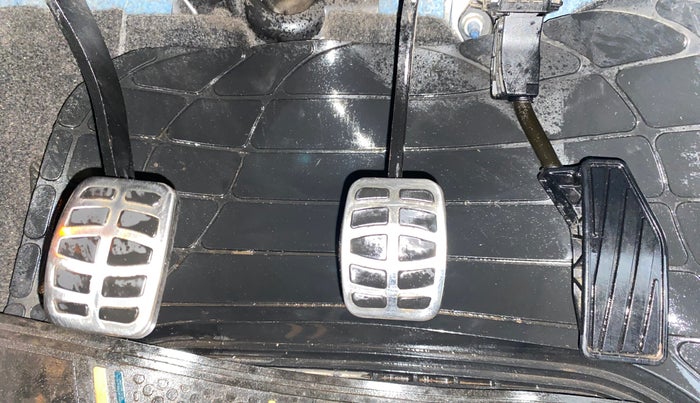 2018 Maruti Baleno ZETA PETROL 1.2, Petrol, Manual, 43,783 km, Pedals
