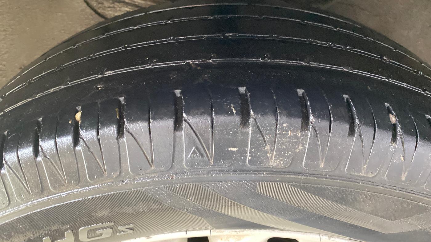 2016 Hyundai Creta SX PLUS 1.6 PETROL, Petrol, Manual, 45,060 km, Left Front Tyre Tread
