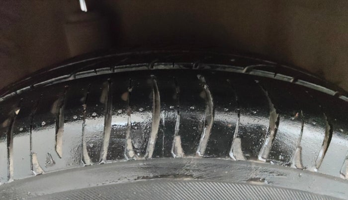 2014 Honda Amaze 1.2L I-VTEC S AT, Petrol, Automatic, 64,829 km, Right Rear Tyre Tread