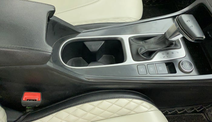 2020 Hyundai Creta SX AT 1.5 DIESEL, Diesel, Automatic, 73,831 km, Gear Lever