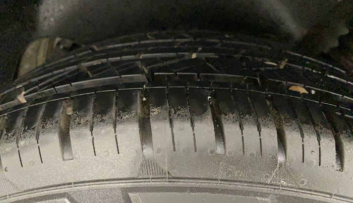 2020 Hyundai Creta SX AT 1.5 DIESEL, Diesel, Automatic, 73,831 km, Left Rear Tyre Tread