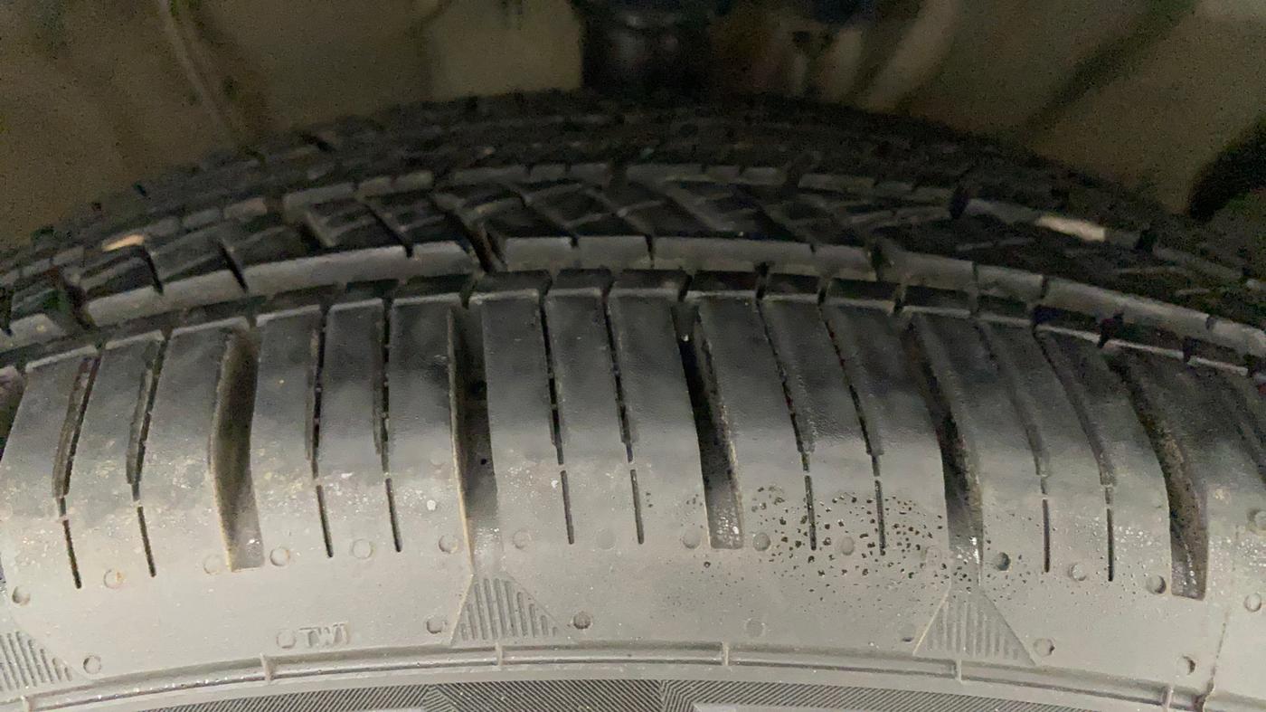 2020 Hyundai Creta SX AT 1.5 DIESEL, Diesel, Automatic, 73,831 km, Right Front Tyre Tread
