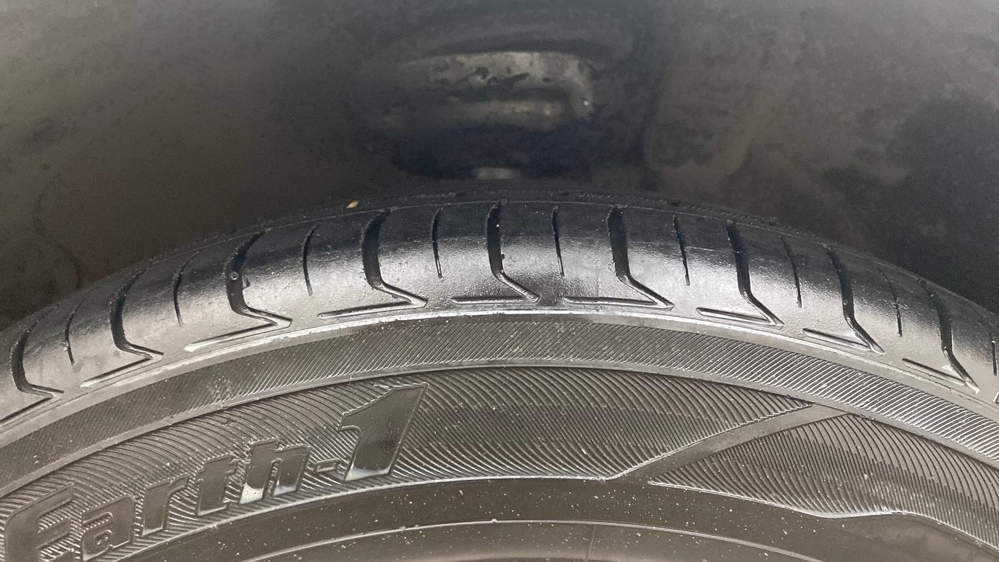 2015 Chevrolet Cruze LTZ, Diesel, Manual, 75,611 km, Right Front Tyre Tread