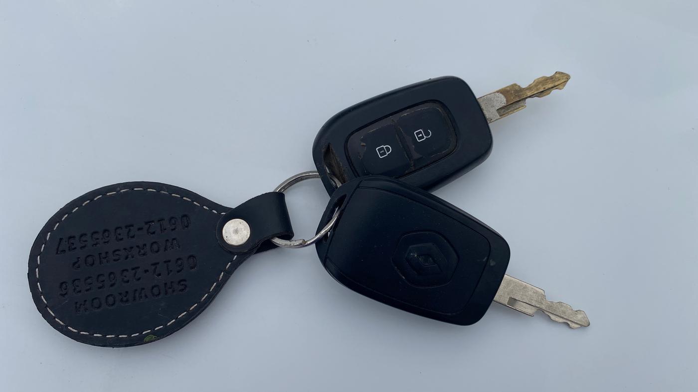 2016 Renault Kwid RXT 1.0 AMT, Petrol, Automatic, 51,319 km, Key Close Up