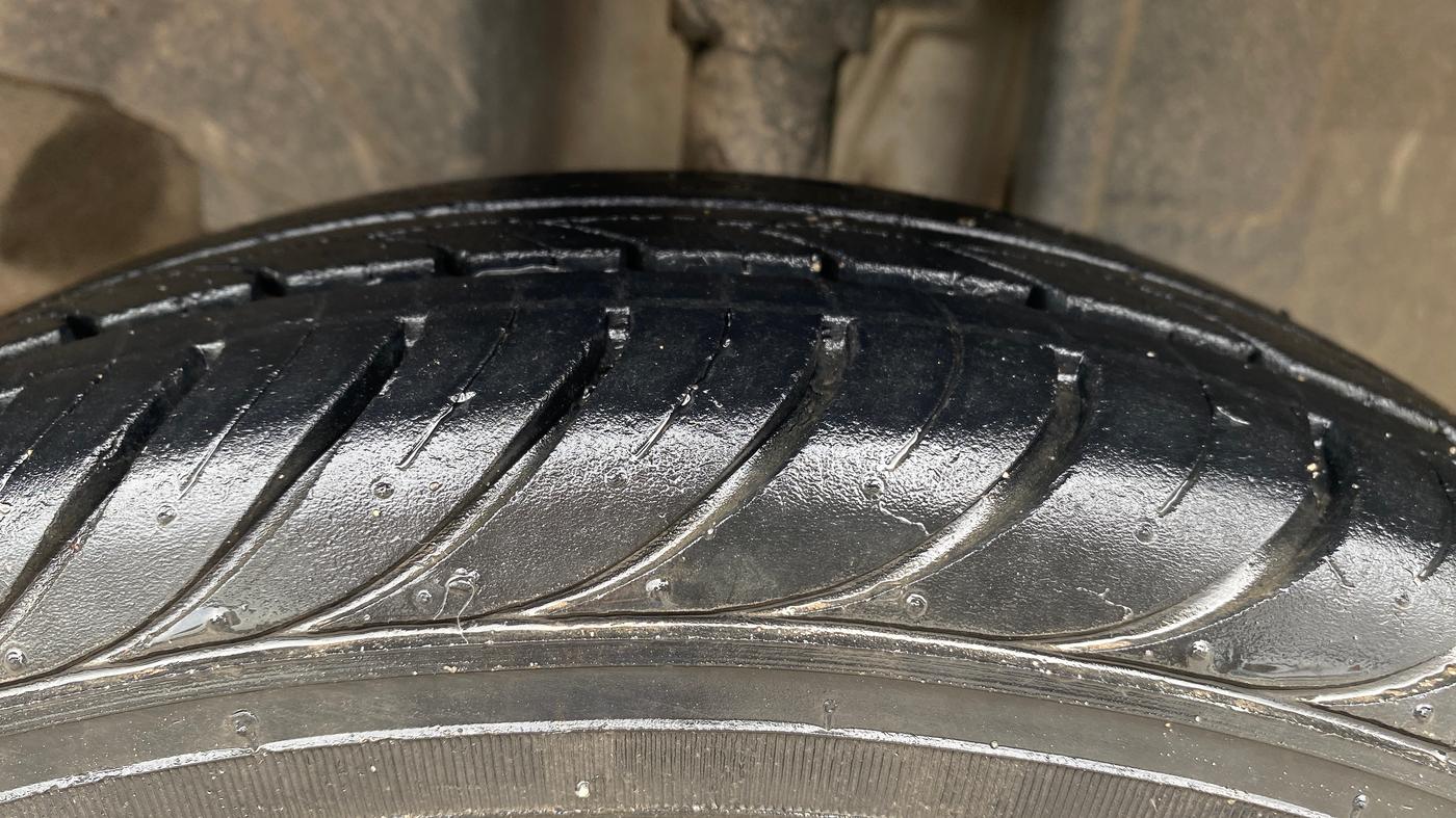 2016 Renault Kwid RXT 1.0 AMT, Petrol, Automatic, 51,319 km, Right Front Tyre Tread