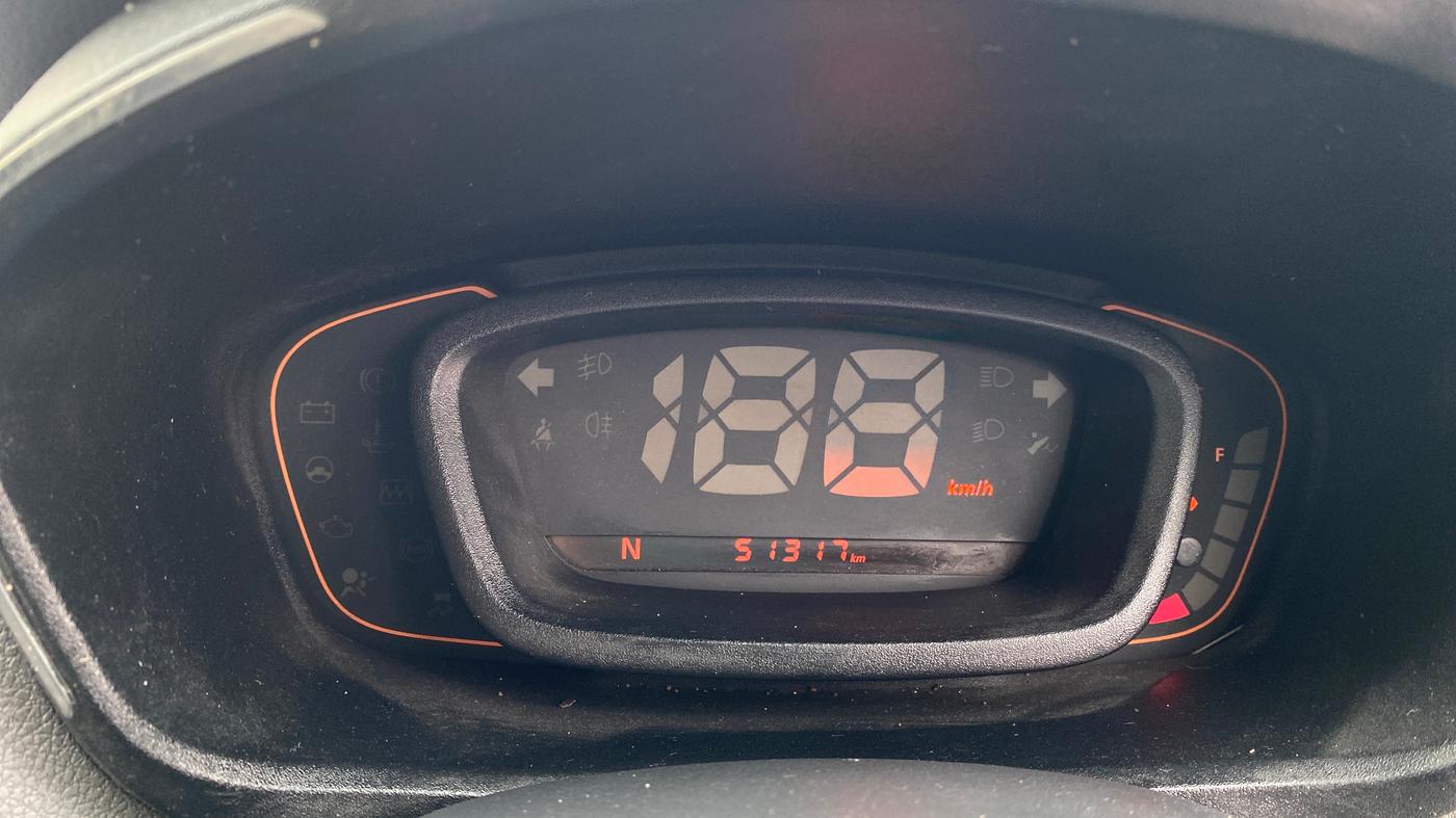 2016 Renault Kwid RXT 1.0 AMT, Petrol, Automatic, 51,319 km, Odometer Image