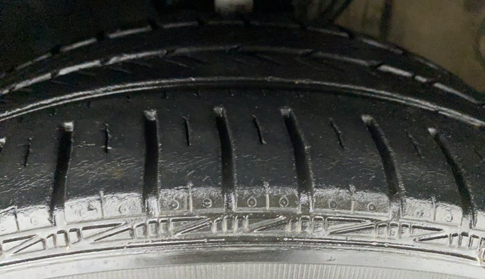 2017 Volkswagen Polo GT TSI 1.2 PETROL AT, Petrol, Automatic, 27,024 km, Left Front Tyre Tread