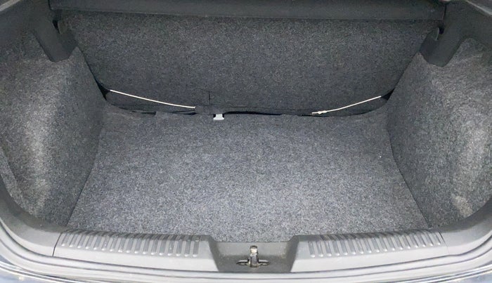 2017 Volkswagen Polo GT TSI 1.2 PETROL AT, Petrol, Automatic, 27,024 km, Boot Inside