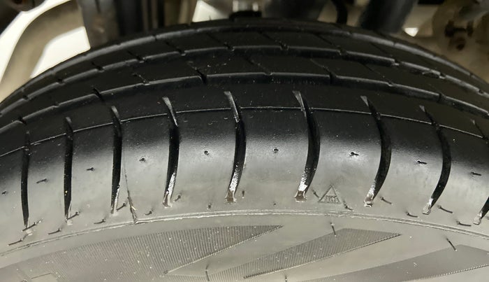 2020 Maruti Alto LXI, Petrol, Manual, 9,749 km, Right Rear Tyre Tread