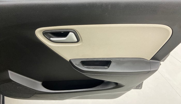 2020 Maruti Alto LXI, Petrol, Manual, 9,749 km, Driver Side Door Panels Control