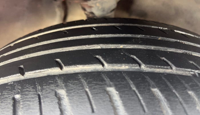 2012 Maruti Alto K10 VXI, Petrol, Manual, 47,187 km, Right Front Tyre Tread