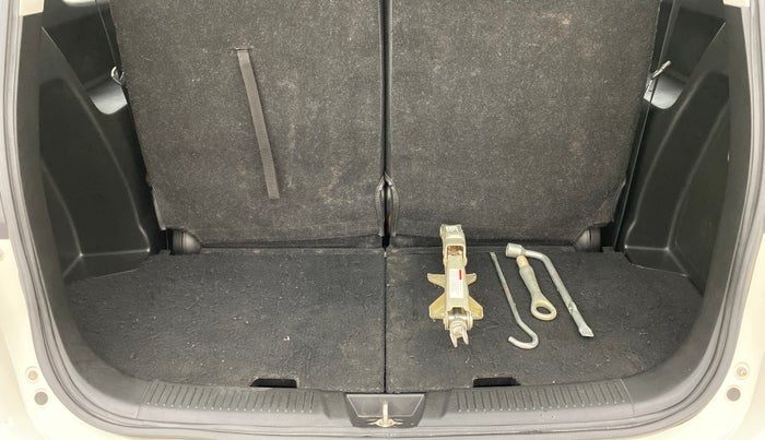2021 Maruti XL6 ZETA SHVS, Petrol, Manual, 47,284 km, Boot Inside