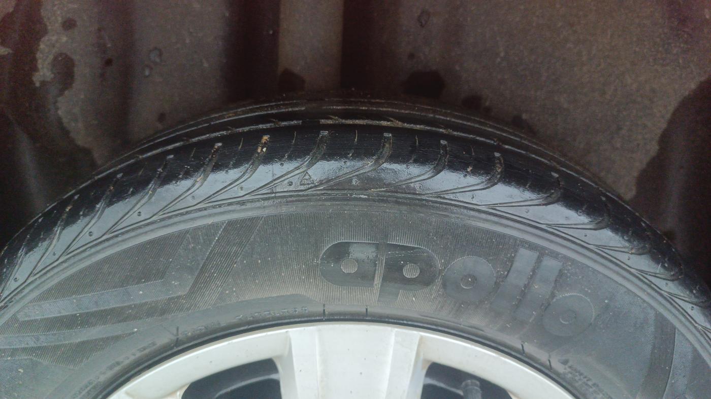 2018 Volkswagen Polo TRENDLINE 1.0L, Petrol, Manual, 43,491 km, Right Rear Tyre Tread