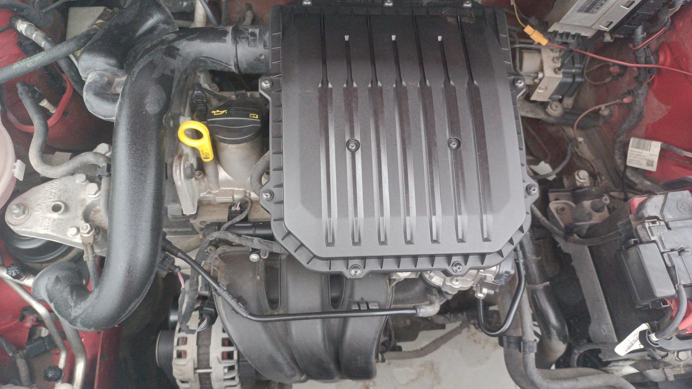 2018 Volkswagen Polo TRENDLINE 1.0L, Petrol, Manual, 43,491 km, Engine View