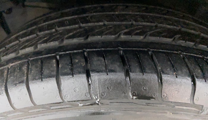 2017 Honda WR-V 1.2 i-VTEC VX MT, Petrol, Manual, 69,772 km, Left Front Tyre Tread