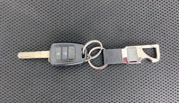 2017 Honda WR-V 1.2 i-VTEC VX MT, Petrol, Manual, 69,772 km, Key Close up