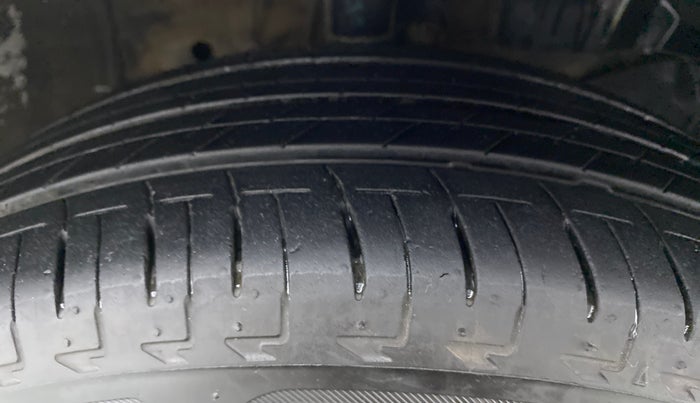 2021 Honda Amaze 1.5 VXMT I DTEC, Diesel, Manual, 12,214 km, Right Front Tyre Tread