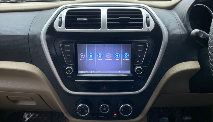 2017 Mahindra TUV300 T10 MT, Diesel, Manual, 63,628 km, Air Conditioner