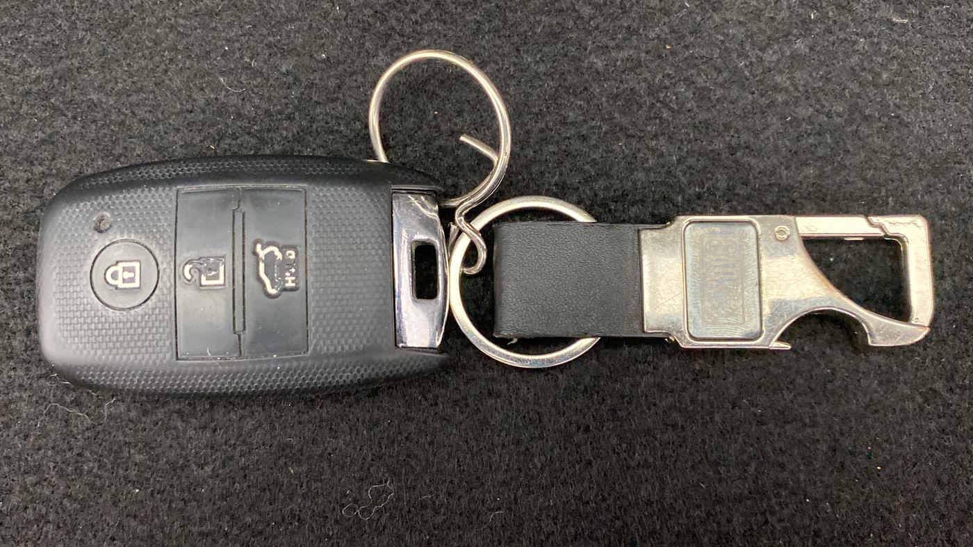 2019 KIA SELTOS HTK PLUS 1.5 DIESEL, Diesel, Manual, 40,300 km, Key Close Up