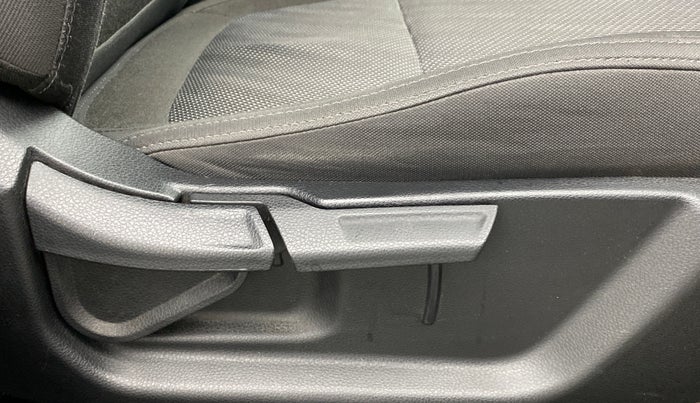 2019 KIA SELTOS HTK PLUS 1.5 DIESEL, Diesel, Manual, 40,300 km, Driver Side Adjustment Panel