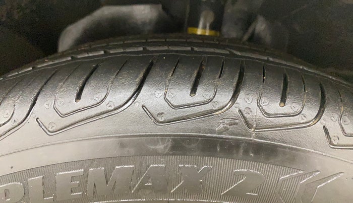 2021 Ford Ecosport TITANIUM 1.5L DIESEL, Diesel, Manual, 49,116 km, Left Front Tyre Tread