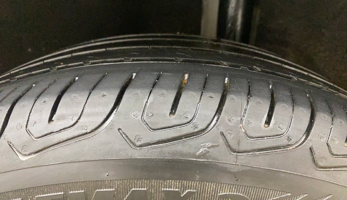 2021 Ford Ecosport TITANIUM 1.5L DIESEL, Diesel, Manual, 49,116 km, Left Rear Tyre Tread