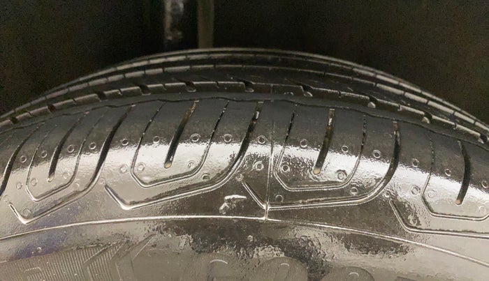 2021 Ford Ecosport TITANIUM 1.5L DIESEL, Diesel, Manual, 49,116 km, Right Rear Tyre Tread