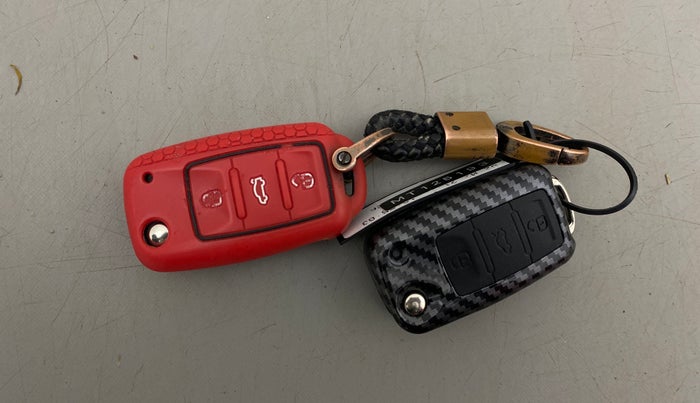 2021 Volkswagen Polo HIGHLINE PLUS 1.0, Petrol, Manual, 59,118 km, Key Close Up