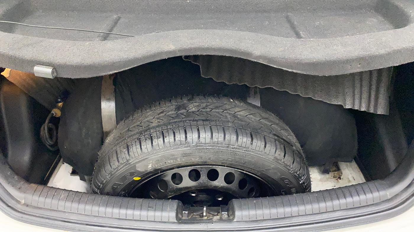 2018 Hyundai Grand i10 ASTA 1.2 KAPPA VTVT, CNG, Manual, 87,009 km, Boot Inside