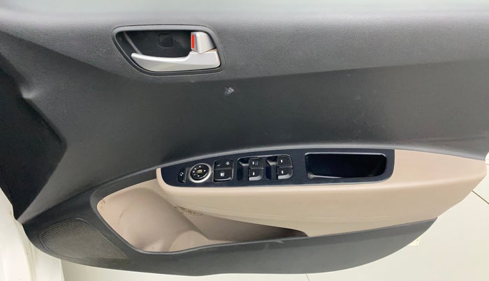 2018 Hyundai Grand i10 ASTA 1.2 KAPPA VTVT, CNG, Manual, 87,009 km, Driver Side Door Panels Control