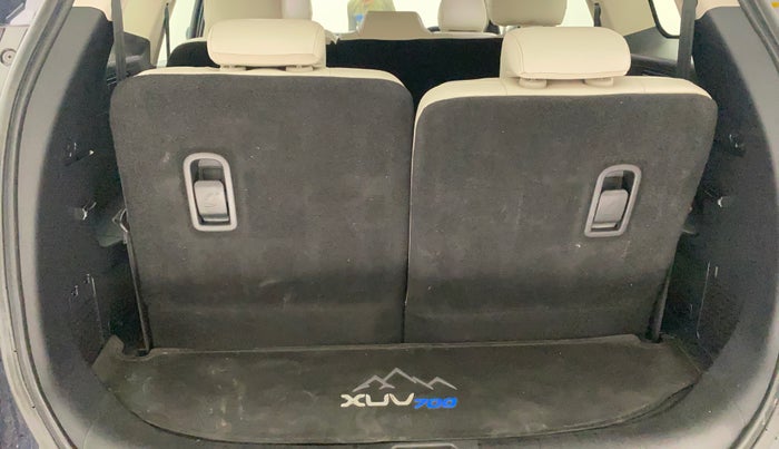 2022 Mahindra XUV700 AX 7 LUXURY P AT 7 STR, Petrol, Automatic, 46,504 km, Boot Inside