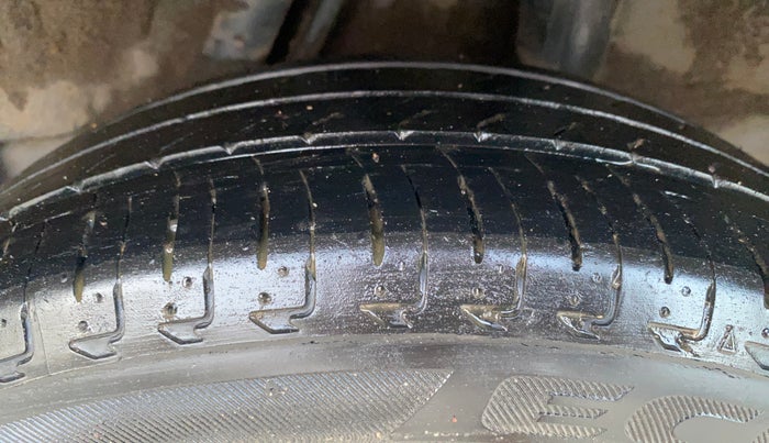 2021 Honda City 1.5L I-VTEC ZX CVT, Petrol, Automatic, 27,403 km, Left Rear Tyre Tread