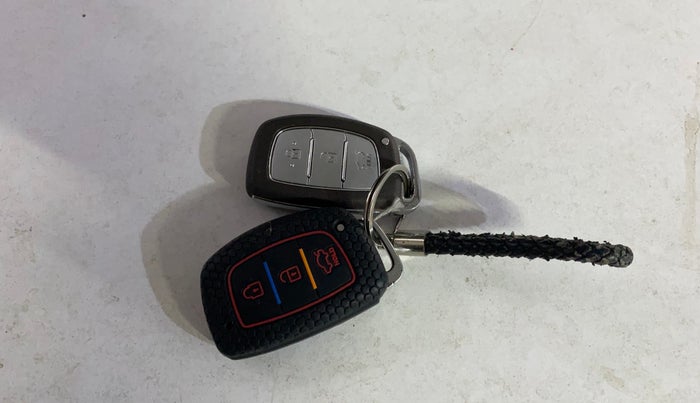 2016 Hyundai Elite i20 ASTA 1.2, Petrol, Manual, 72,584 km, Key Close Up