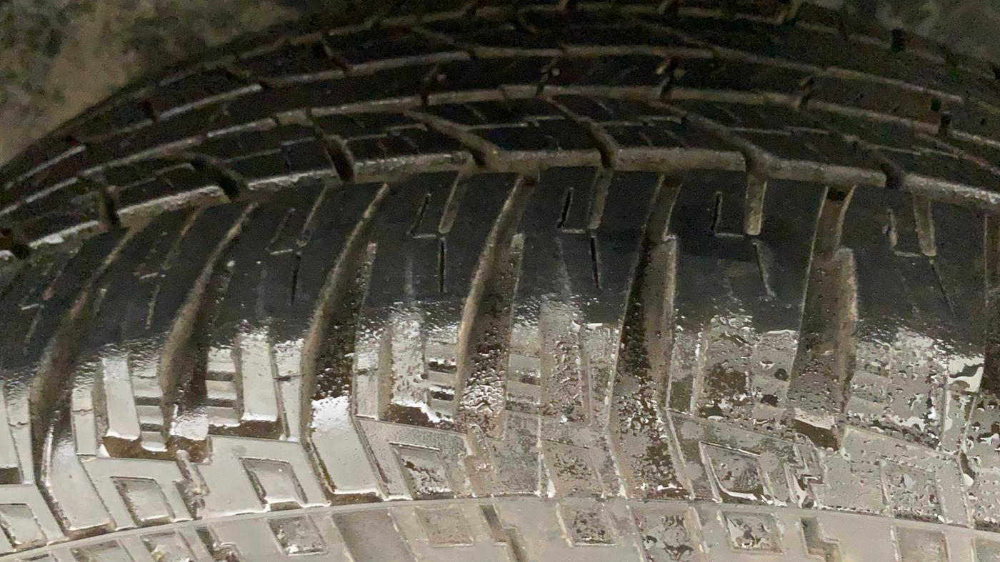 2019 Tata Harrier XZ 2.0L, Diesel, Manual, 72,524 km, Right Front Tyre Tread