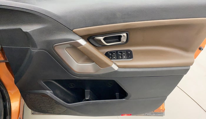 2019 Tata Harrier XZ 2.0L, Diesel, Manual, 72,524 km, Driver Side Door Panels Control