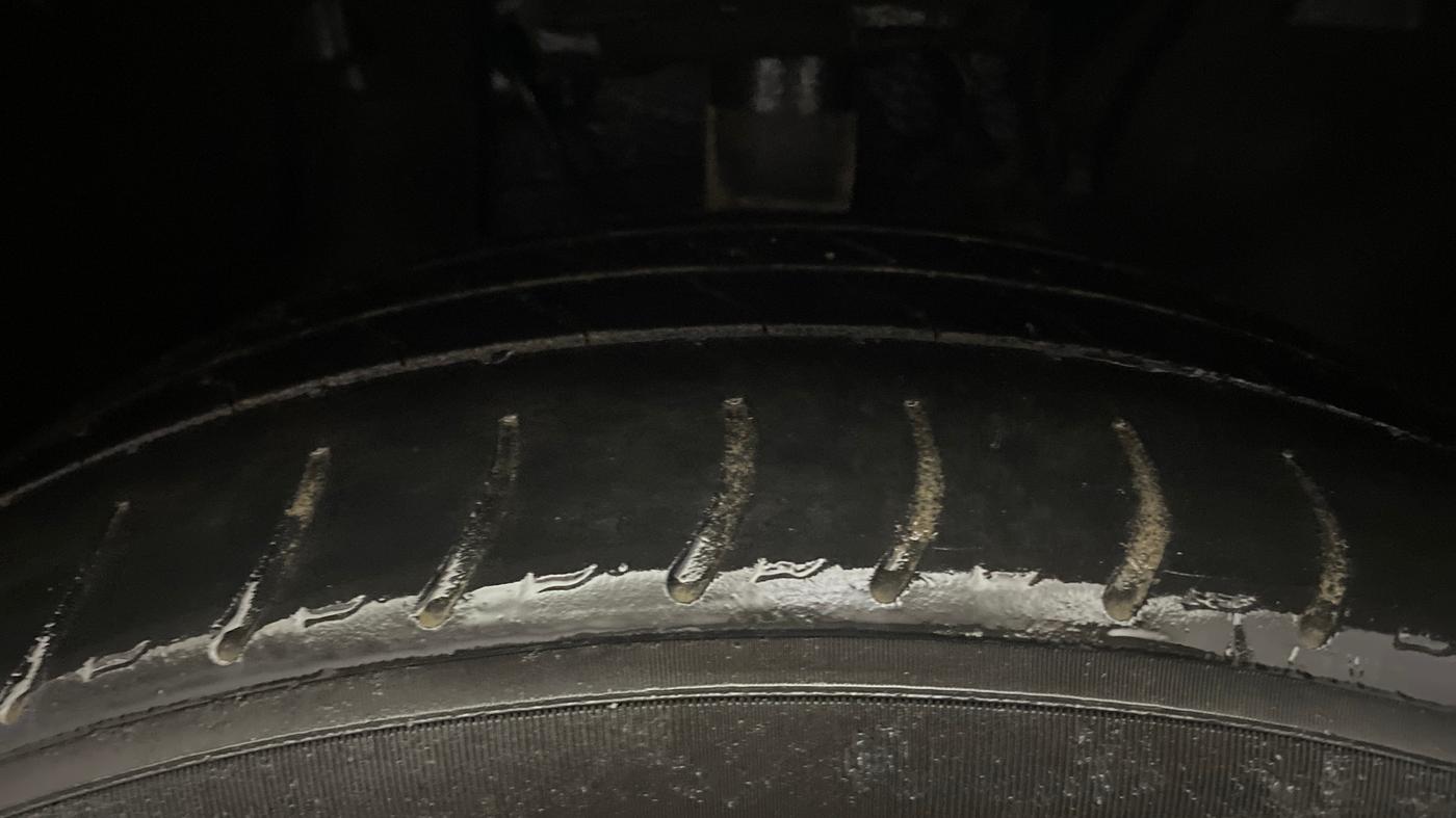 2021 Tata ALTROZ XZ PETROL, Petrol, Manual, 31,421 km, Right Front Tyre Tread