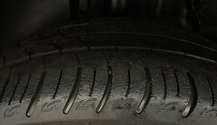 2021 Tata ALTROZ XZ PETROL, Petrol, Manual, 31,421 km, Right Rear Tyre Tread