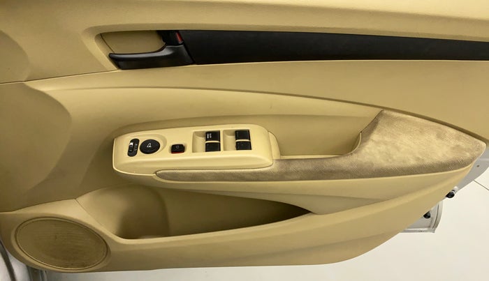 2011 Honda City 1.5L I-VTEC S MT, Petrol, Manual, 97,374 km, Driver Side Door Panels Control