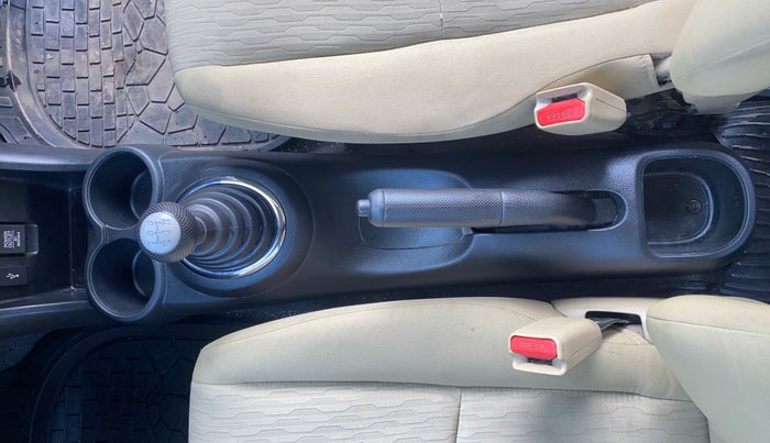 2017 Honda Brio S MT, Petrol, Manual, 98,398 km, Gear Lever