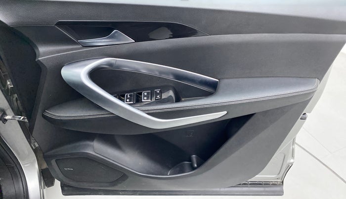 2020 MG HECTOR SHARP 1.5 DCT PETROL, Petrol, Automatic, 77,698 km, Driver Side Door Panels Control