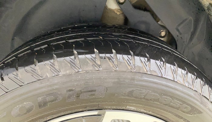 2024 Tata Safari ADVENTURE PLUS, Diesel, Manual, 29,863 km, Right Rear Tyre Tread