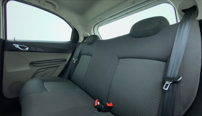 2018 Tata Tiago XZA PETROL, Petrol, Automatic, 91,442 km, Right Side Rear Door Cabin
