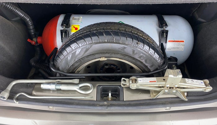 2019 Maruti New Wagon-R LXI CNG 1.0 L, CNG, Manual, 58,736 km, Spare Tyre