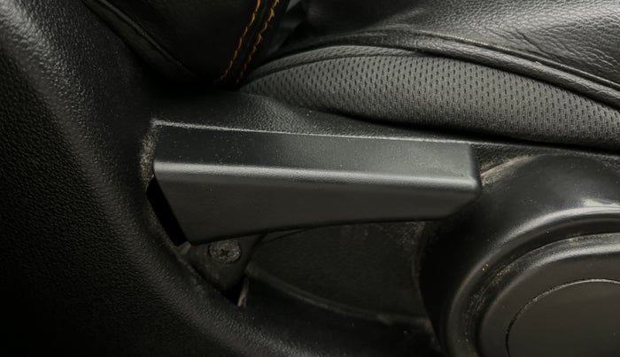 2018 Tata Tiago XZA PETROL, Petrol, Automatic, 37,067 km, Driver Side Adjustment Panel