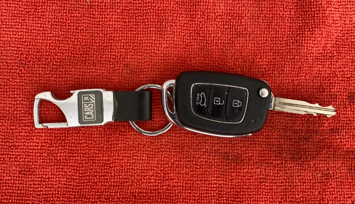 2015 Hyundai Elite i20 MAGNA 1.2, Petrol, Manual, 25,459 km, Key Close Up