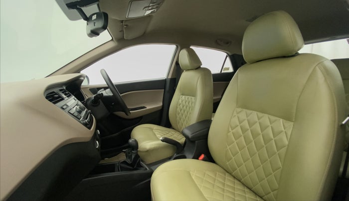 2015 Hyundai Elite i20 MAGNA 1.2, Petrol, Manual, 25,459 km, Right Side Front Door Cabin