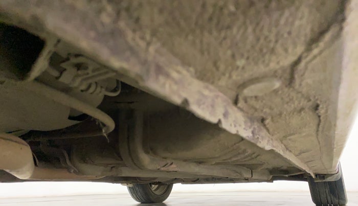2014 Hyundai Verna FLUIDIC 1.6 VTVT SX AT, Petrol, Automatic, 79,210 km, Right Side Underbody